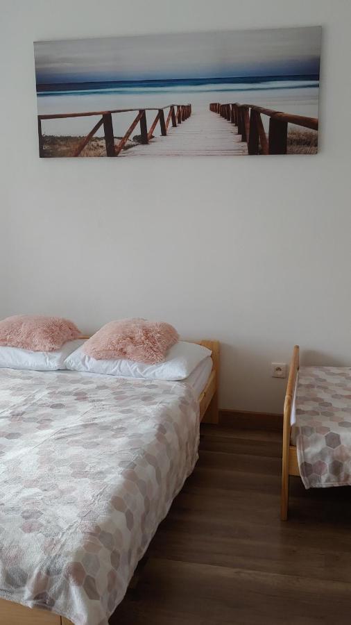Lilka Daire Debina  Dış mekan fotoğraf