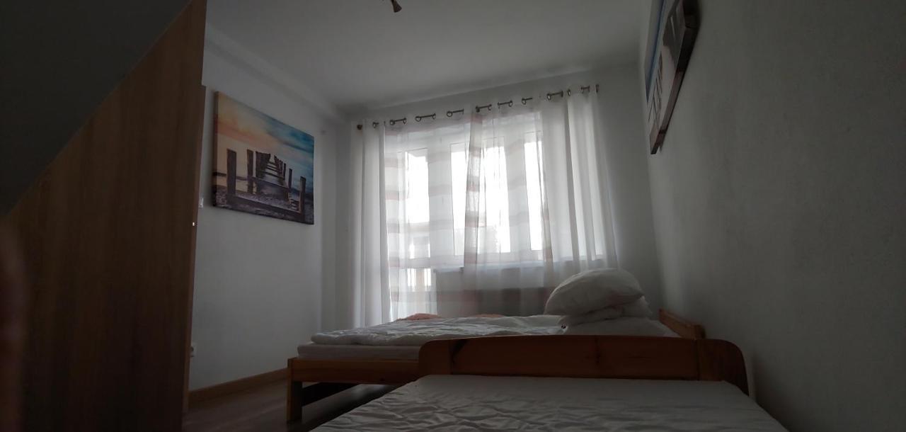 Lilka Daire Debina  Dış mekan fotoğraf